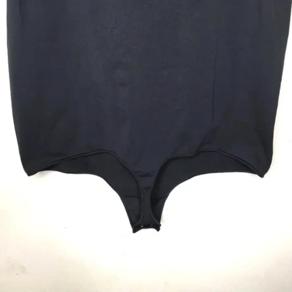 Skims Short Sleeve Seamless Essential Bodysuit‎ Onyx 4X/5X
